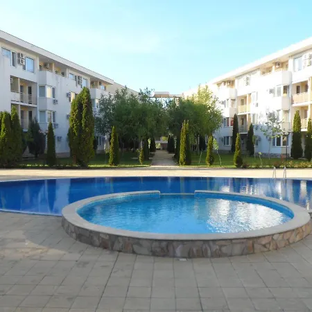 Апартамент Private In Nessebar Club Sunny Слънчев бряг